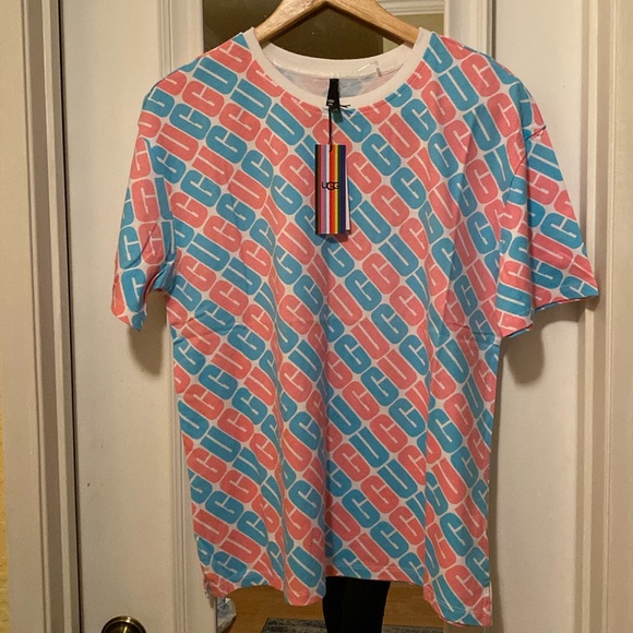 UGG Tops - UGG T-shirts